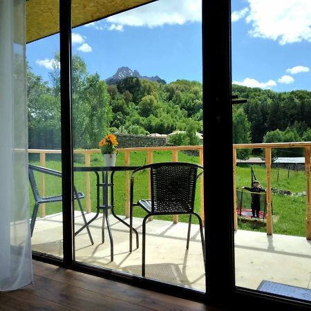 Terkhena Hotel Kazbegi Luaran gambar