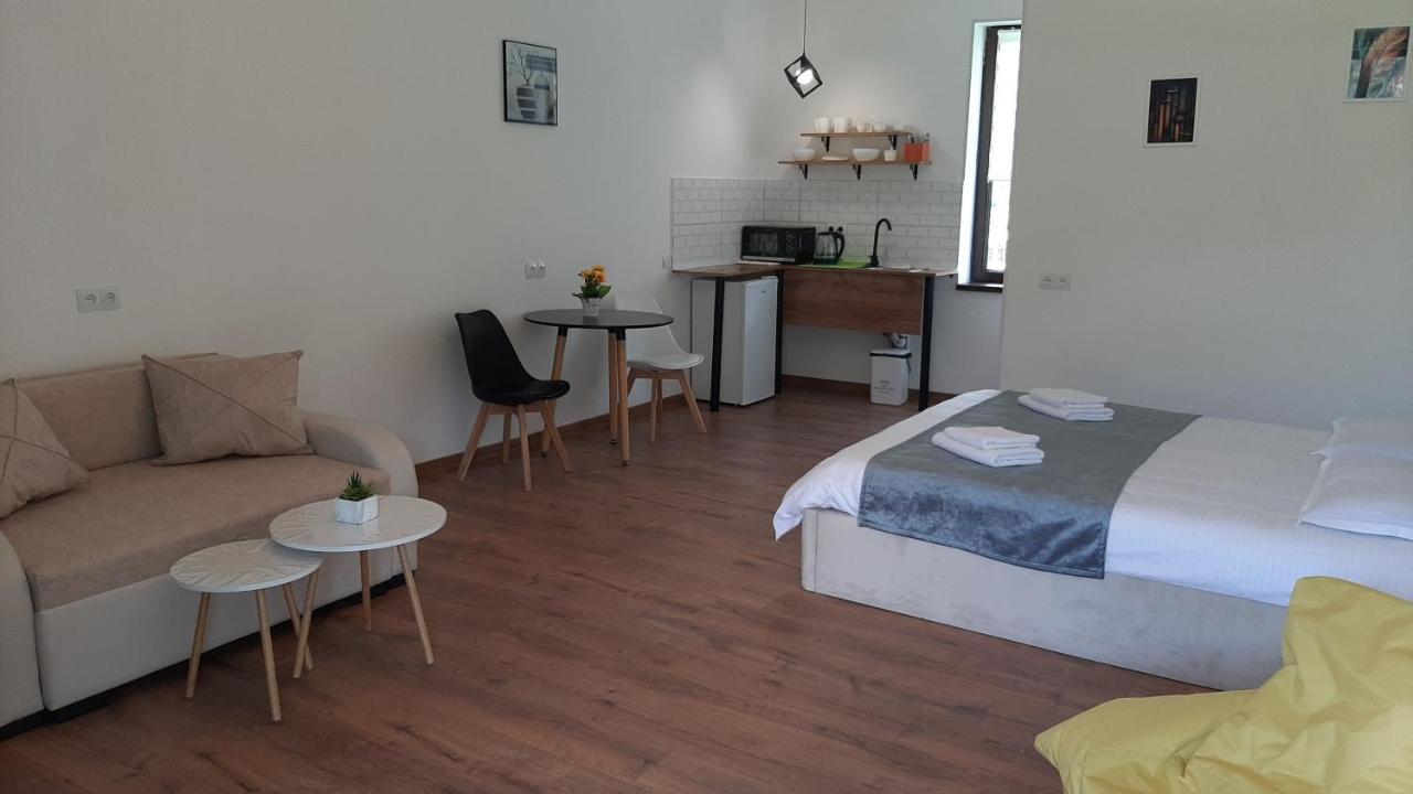 Terkhena Hotel Kazbegi Luaran gambar